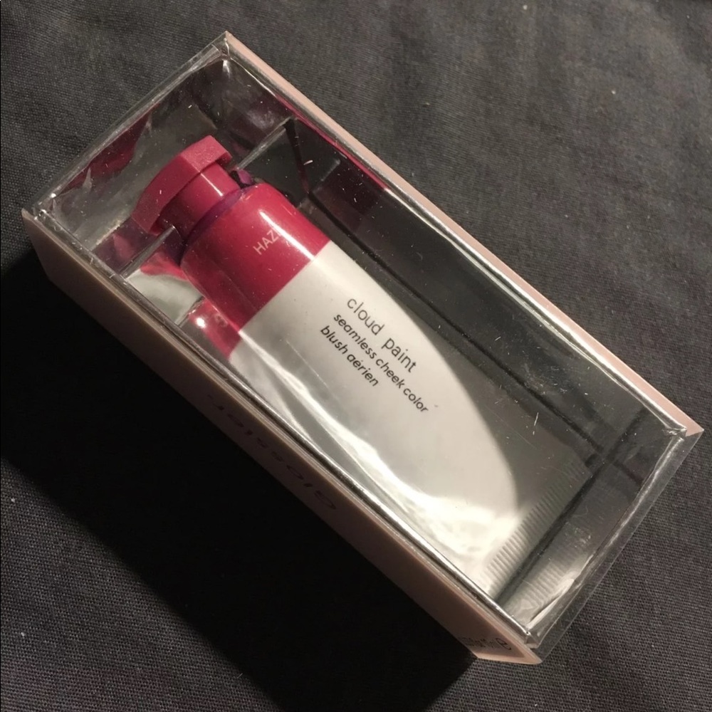 Glossier cloud paint haze